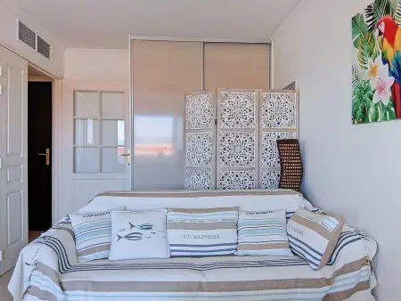 Appartement Le Royal Cap, terrasse 20 m² et vue montagnes à Villeneuve-Loubet : photo 9