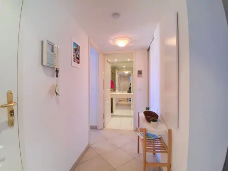 Appartement Le Royal Cap, terrasse 20 m² et vue montagnes à Villeneuve-Loubet : photo 12