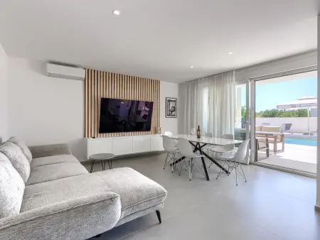 Villa Level 4 avec piscine chauffée privée à Pula, Vodnjan : photo 4