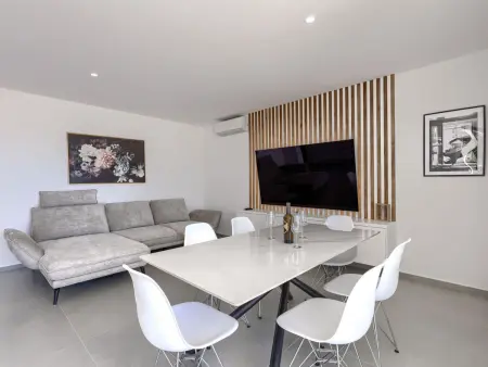 Villa Level 4 avec piscine chauffée privée à Pula, Vodnjan : photo 6