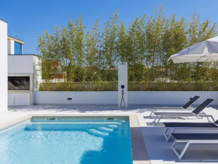 Villa Level 4 avec piscine chauffée privée à Pula, Vodnjan : photo 55