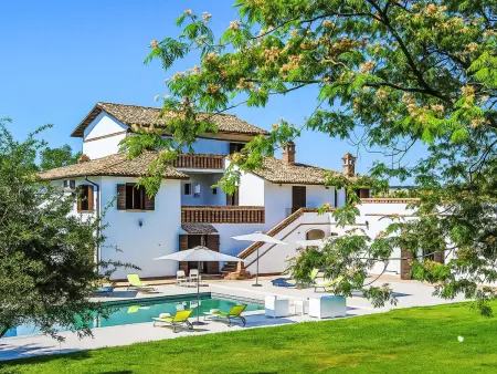 Villa Denise, grande villa avec piscine privée à Bellante : photo 7
