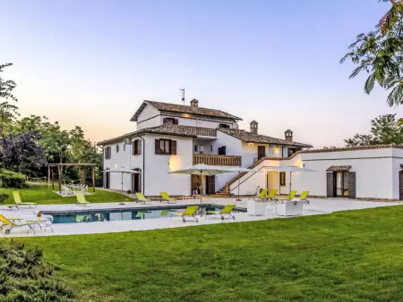 Villa Denise, grande villa avec piscine privée à Bellante : photo 31