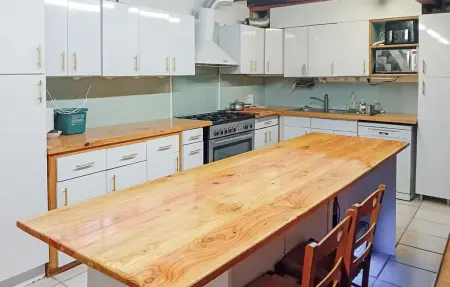 Maison de 280 m² avec piscine chauffée, 7 chambres, Scillé : photo 4