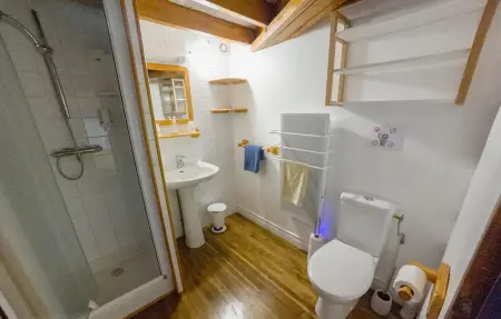 Maison de 280 m² avec piscine chauffée, 7 chambres, Scillé : photo 19