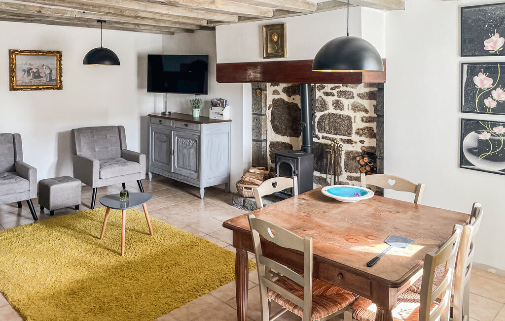 Maison 5 personnes à Saint Priest La Plaine - Photo 4