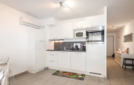 Appartement lumineux à Calvi, à deux pas de la plage et du centre : photo 11