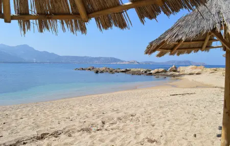 Appartement lumineux à Calvi, à deux pas de la plage et du centre : photo 18