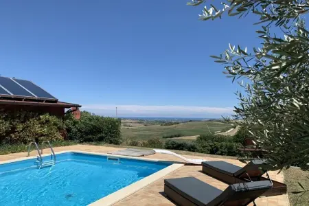 Maison rustique avec vue mer et piscine à San Costanzo : photo 3