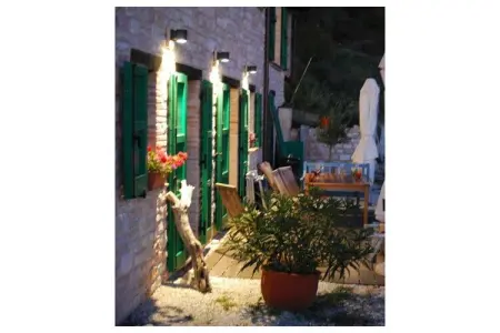 Maison de vacances à Cagli : 3 chambres, 2 salles de bains et jardin : photo 5