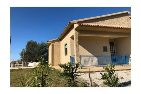 330558, Maison de vacances avec 1 chambre : photo 1