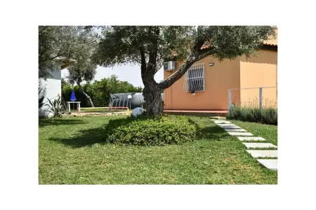 Gîte avec piscine privée et cheminée à Floridia, 4 personnes : photo 3