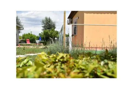 Gîte avec piscine privée et cheminée à Floridia, 4 personnes : photo 5