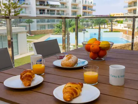 Appartement moderne, parking, clim et piscine - 4 pers. : photo 8