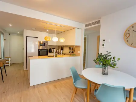 Appartement moderne, parking, clim et piscine - 4 pers. : photo 29