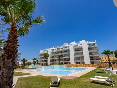 Appartement moderne, parking, clim et piscine - 4 pers. : photo 31