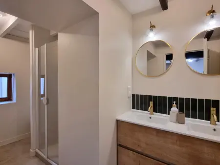 Maison avec piscine privée - 13 pers., Gîte 11 personnes à Montchal : photo 22