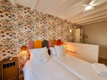Maison avec piscine privée - 13 pers., Gîte 11 personnes à Montchal : photo 29