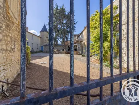 Maison de charme au cœur du vignoble - 6 pers., Gîte 6 personnes à Le Puy Notre Dame : photo 27