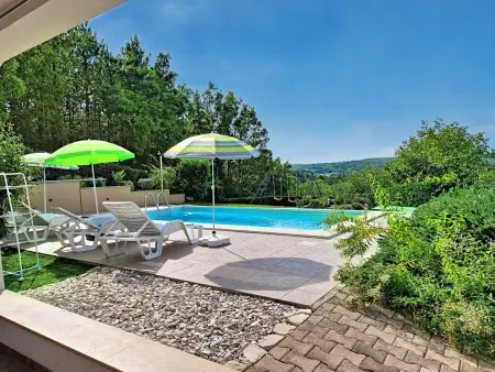 Maison Pod Meloni avec piscine privée, 4 chambres à Motovun : photo 2