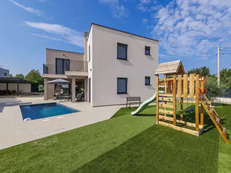 Villa Veronica, piscine chauffée privée près de Poreč : photo 6