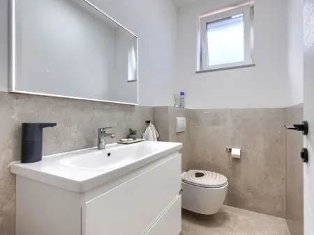 Villa Veronica, piscine chauffée privée près de Poreč : photo 17