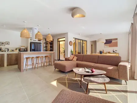 Maison avec piscine chauffée privée à Kaštel Kambelovac, 3 chambres : photo 4
