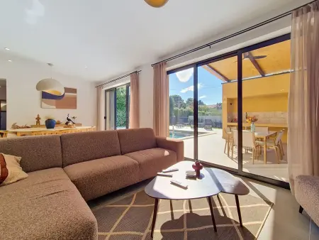 Maison avec piscine chauffée privée à Kaštel Kambelovac, 3 chambres : photo 8