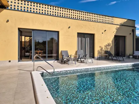 Maison avec piscine chauffée privée à Kaštel Kambelovac, 3 chambres : photo 22