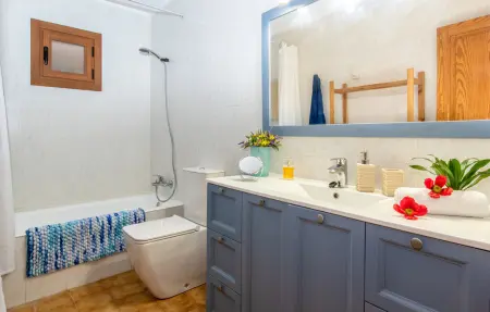 Villa Granoters, maison avec piscine privée salée à Pollença : photo 15