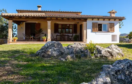 CAN MARINA : maison en pierre avec piscine privée à Pollença : photo 2