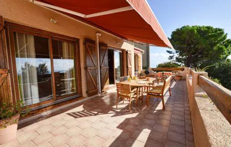 Maison perchée avec vue mer et jardin privé à Bastia : photo 12