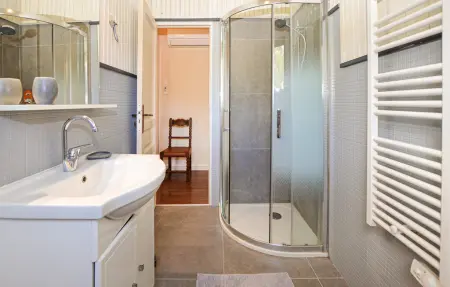 Maison perchée avec vue mer et jardin privé à Bastia : photo 29