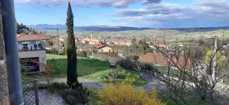 Gîte indépendant Saint-Romain-de-Popey 30 m², terrasse : photo 4