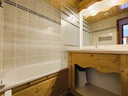 Appartement 6 pers. à Valfréjus, pieds dans la neige et WiFi : photo 5