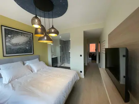Appartement moderne et spacieux - 15 pers., Appartement 15 personnes à NIERGNIES : photo 8