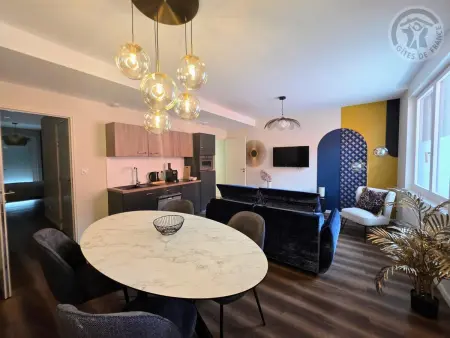 Appartement moderne et spacieux - 15 pers., Appartement 15 personnes à NIERGNIES : photo 19