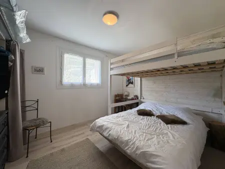 Appartement lumineux en rez-de-jardin, parking, Font-Romeu : photo 8