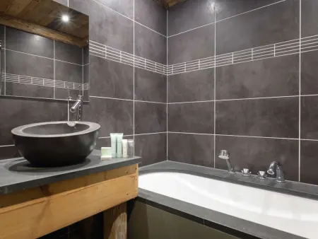 Chalet montagnard skis aux pieds - 8 pers., Chalet 8 personnes à Courchevel : photo 7