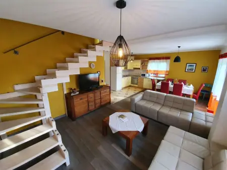 Maison avec piscine privée sur grand terrain à Buje, Istrie : photo 2
