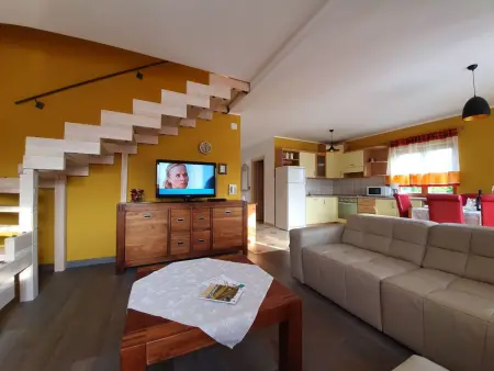 Maison avec piscine privée sur grand terrain à Buje, Istrie : photo 7
