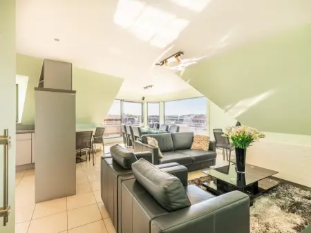 Penthouse avec terrasse sur le toit à 250 m de la mer, Koksijde : photo 6