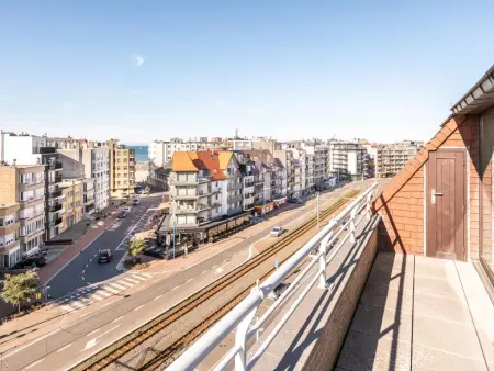 Penthouse avec terrasse sur le toit à 250 m de la mer, Koksijde : photo 15