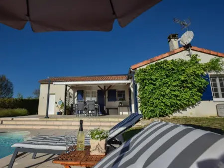 Le Bourg Est 14, Villa avec piscine chauffable, près du golf : photo 3