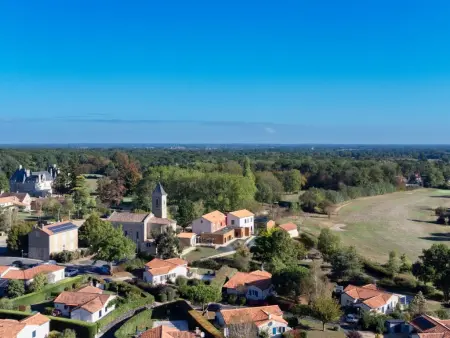 Le Bourg Est 14, Villa avec piscine chauffable, près du golf : photo 32