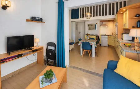 Appartement au Grau d'Agde avec piscine, à 700 m de la plage : photo 4