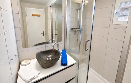 Appartement au Grau d'Agde avec piscine, à 700 m de la plage : photo 15