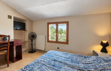 Charmante maison avec piscine, Maison 7 personnes à Saint Sorlin de Conac : photo 13