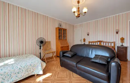 Charmante maison avec piscine, Maison 7 personnes à Saint Sorlin de Conac : photo 14