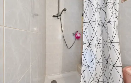 Charmante maison avec piscine, Maison 7 personnes à Saint Sorlin de Conac : photo 18
